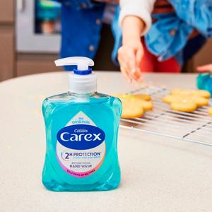 Carex 500ml Original Antibacterial Gentle & Effective Liquid Hand Wash - gallery image 2
