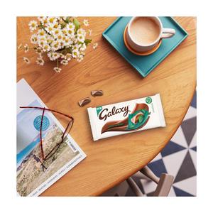 Galaxy Smooth Mint Chocolate Block Bar 110g - gallery image 2