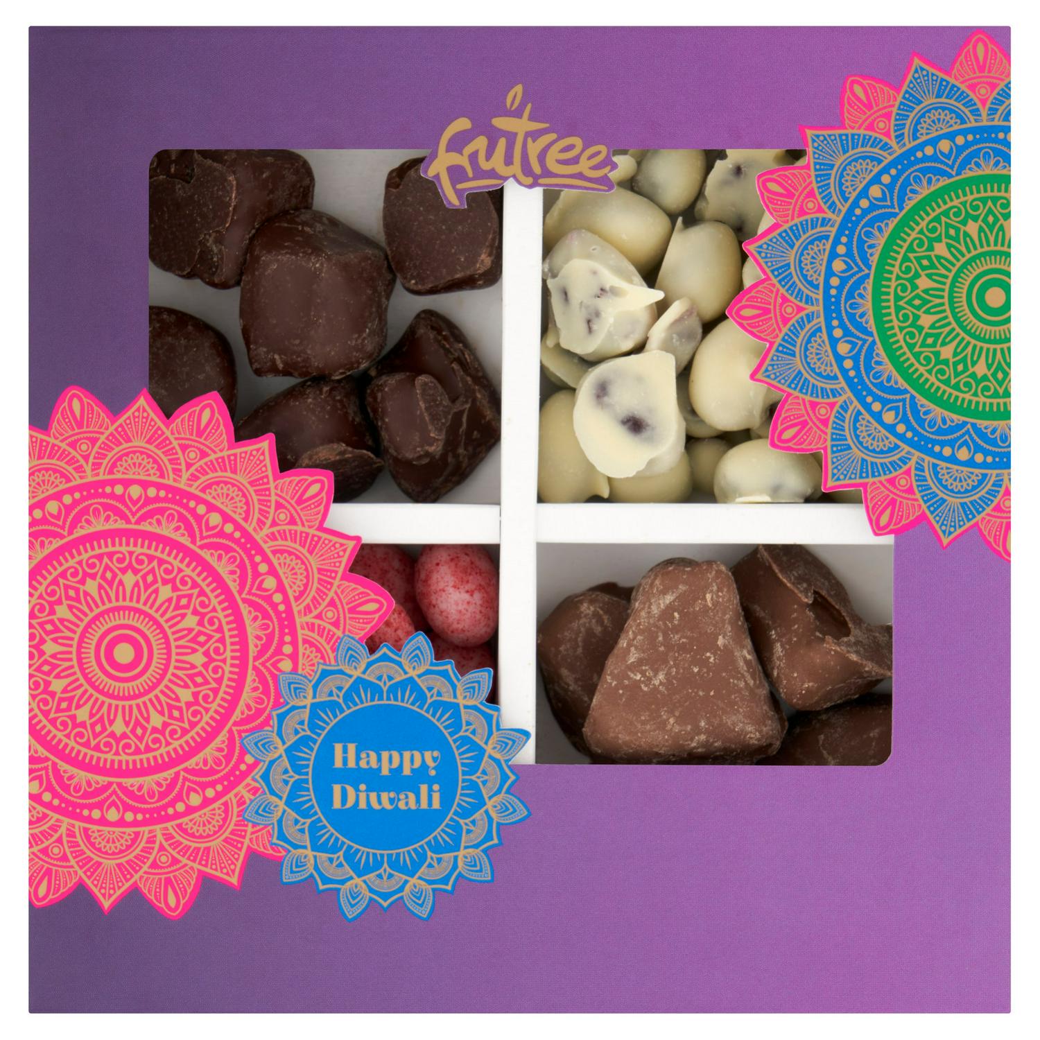 Frutree Nuts & Fruit Mix Chocolate 200g | Sainsbury's