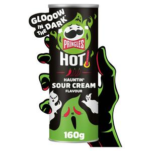 Pringles Hot Kickin' Sour Cream Sharing Crisps 160g