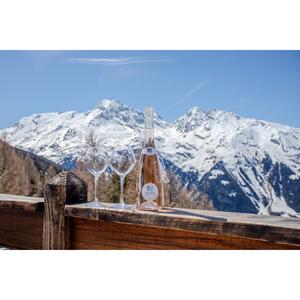 Queen Cotes De Provence Rose Wine 75cl - gallery image 3