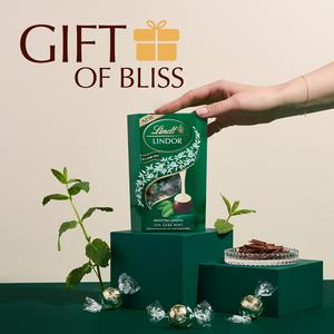 Lindt Lindor Dark Mint Chocolate Truffles Box 200g - gallery image 3
