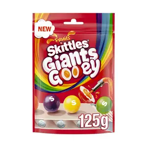 Skittles Giants Gooey Vegan Chewy Sweets Fruit Flavoured Pouch Bag 125g