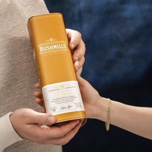 Bushmills 15 Year Old Single Malt Irish Whiskey 70cl - gallery image 3