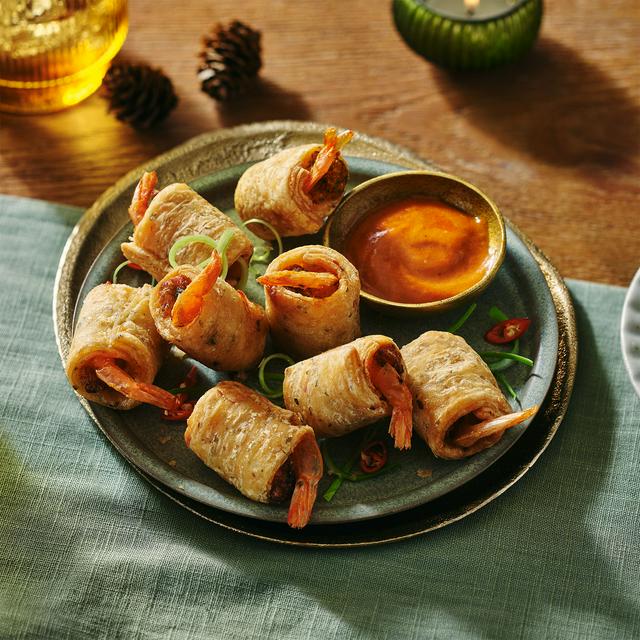 Sainsbury's King Prawns in Duvets, Taste the Difference x8 230g - gallery image 1