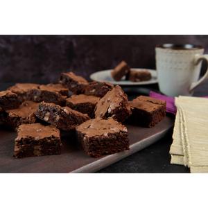 Mr Kipling Signature 379g Baking Triple Chocolate Brownie Cake Mix - gallery image 4