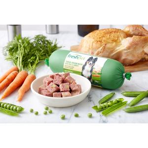 Freshpet Tender Chicken Recipe with Peas & Carrots 700g - gallery image 3