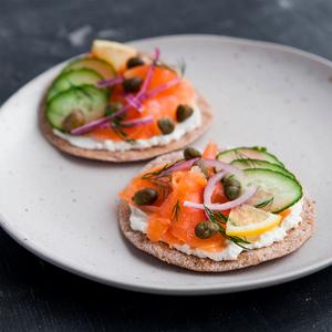 Peter's Yard Original Sourdough Crispbread 125g - gallery image 3