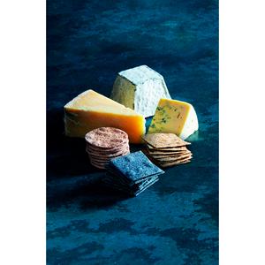Peter's Yard Sourdough Crackers Selection Box 270g - gallery image 4