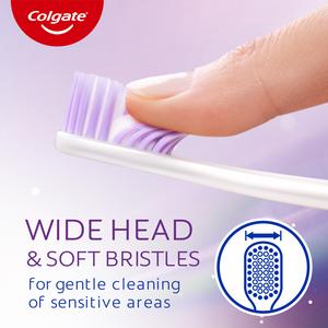 Colgate Gentle Clean Sensitive Manual Toothbrush - gallery image 4