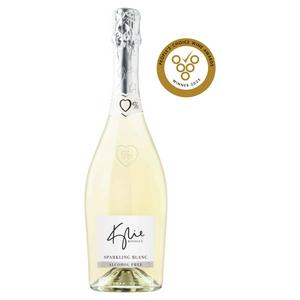 Kylie Minogue 0.00% Alcohol Free Sparkling Blanc Wine - video