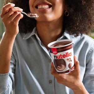 Nutella Chocolate & Hazelnut Ice Cream Tub 470ml - gallery image 4