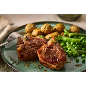 Sainsbury's Welsh Hill Thick Lamb T-Bone Steak, Taste the Difference (Approx. 550g) - gallery image 2