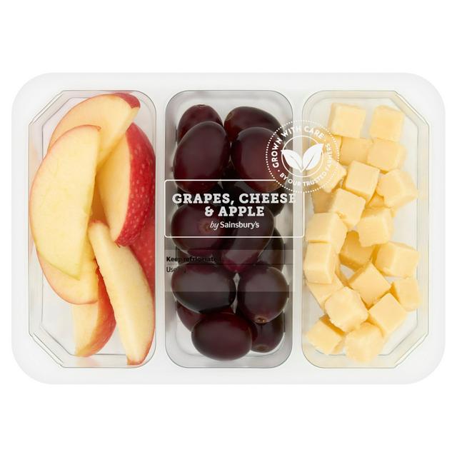 Sainsburys Sainsbury's Grapes, Cheese & Apple 250g
