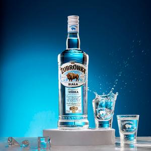 Zubrowka Biala Vodka 100cl - gallery image 3