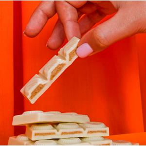 Reese's Peanut Butter White Bar 90g - gallery image 4