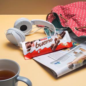 Kinder Bueno Milk Chocolate & Hazelnut Multipack 5 x 43g - gallery image 4