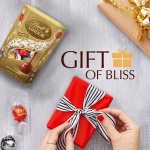 Lindt Lindor Assorted Chocolate Truffles Box 137g - gallery image 3