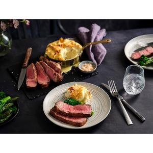 Sainsbury's Discovery (Approx.700g) 35 Day Salt Dry Aged Aberdeen Angus Cote de Boeuf Steak, Taste the Difference - gallery image 4