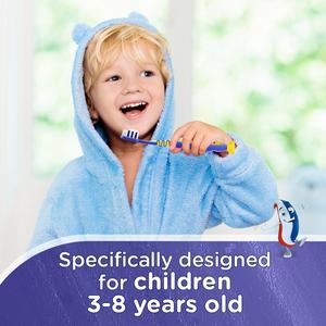 Aquafresh Paw Patrol Little Teeth Toothbrush 3-8 Years for Kids - gallery image 6