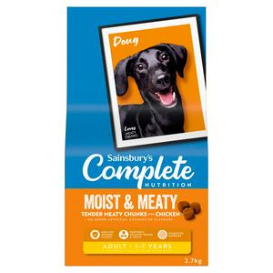 Sainsbury's 2.7kg Complete Nutrition Moist & Meaty Tender Meaty Chunks with Beef Adult 1-7 Years Dog Food