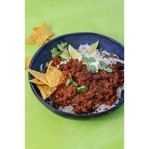 Capsicana Latin Flavour Maxican Style Smoky Chipotle Chilli Con Carne Sauce Kit 273g - gallery image 3