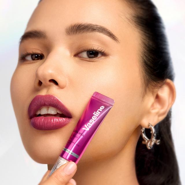 Vaseline 10ml Gluta Hya Royal Plum Lip Serum Gloss | Sainsbury's