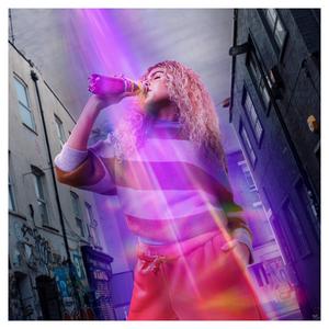 Lucozade 900ml Grafruitti Energy Drink - gallery image 5