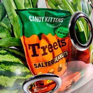 Candy Kittens 120g Treets Salted Peanuts Small Chocolate pouch - gallery image 4