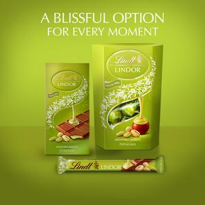 Lindt Lindor 100g Pistachio Milk Chocolate Bar - gallery image 6