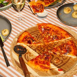 Pizza Express 268g Hot Honey Sauce - gallery image 6