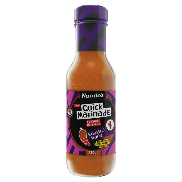 Nando's 280g Roasted Garlic Quick Marinade Sauce - gallery image 1