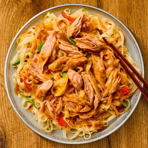 John West 300g MSC Stir & Serve in Soy, Ginger & Honey Sauce Tuna - gallery image 3