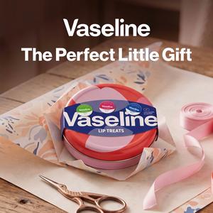 Vaseline 3 x 20g Lip Iconic Tin Collection Gift Set - gallery image 5