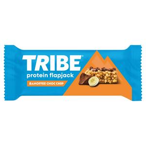 TRIBE Banoffee Choc Chip, Gluten Free Protein Flapjack Bar