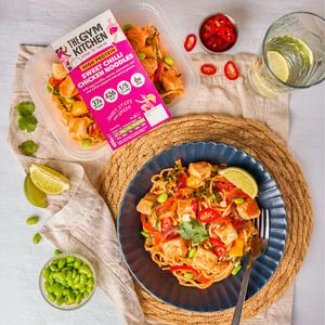 The Gym Kitchen 400g Sweet Chilli Chicken Noodles - gallery image 2