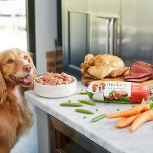 Freshpet 700g Beef Recipe with Peas & Carrots Fresh Dog Food - gallery image 4