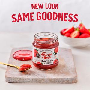 Fearne & Rosie Strawberry 70% Fruit Jam - gallery image 4