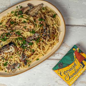 Sound Seafood 100g Cornish Sardines Fillets in Olive Oil - gallery image 4