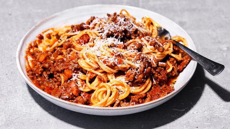 Beer spaghetti bolognese