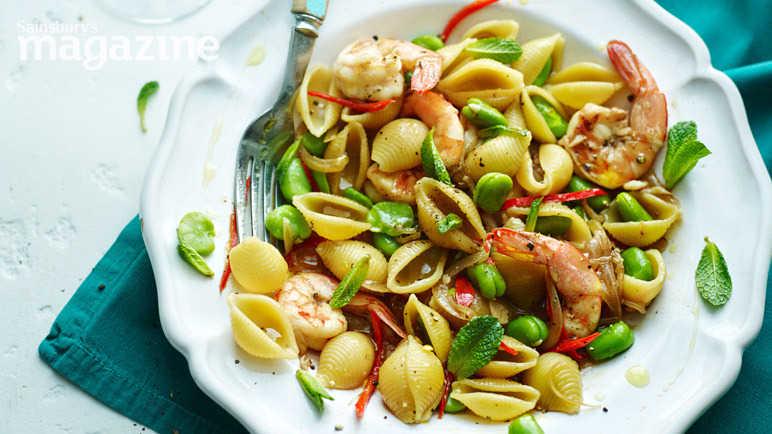 Conchiglie Con Fave e Gamberi Recipe | Sainsbury's