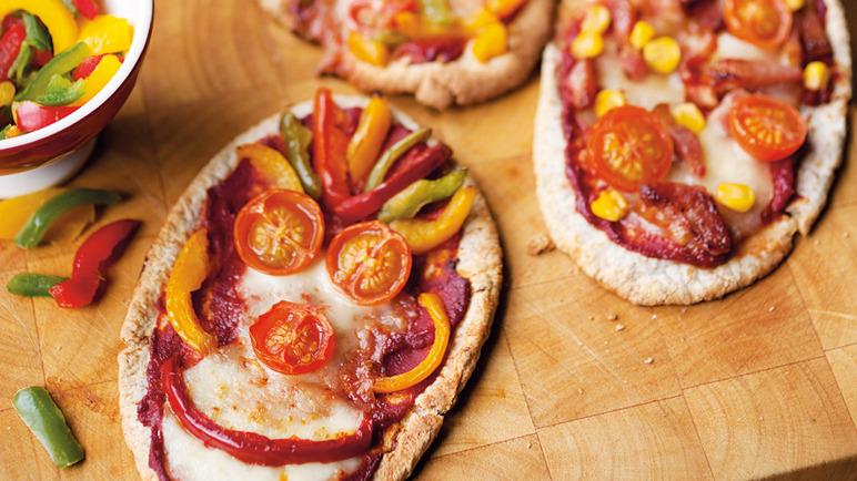 Kid's Make & Take Pita Pizzas Recipe