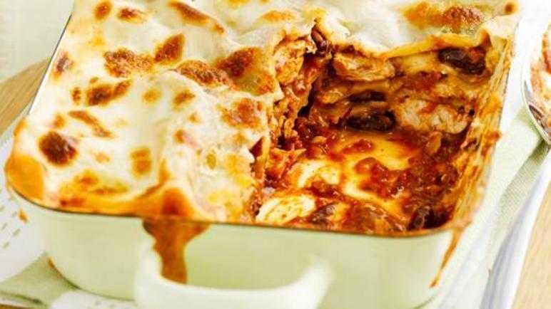 Spicy Turkey And Kidney Bean Lasagne Recipe | Sainsbury's